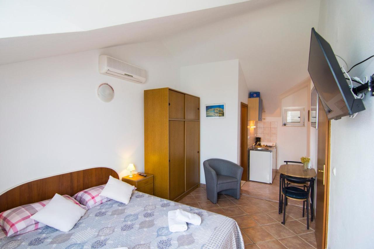 Villa Tereza Splitska Luaran gambar